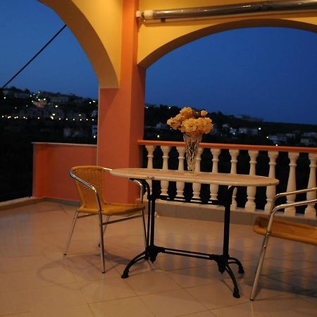 Sofia Apartment Гитио Екстериор снимка