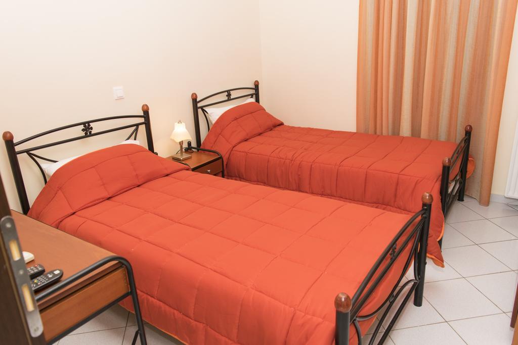 Sofia Apartment Гитио Стая снимка