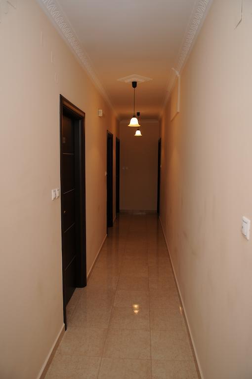 Sofia Apartment Гитио Стая снимка