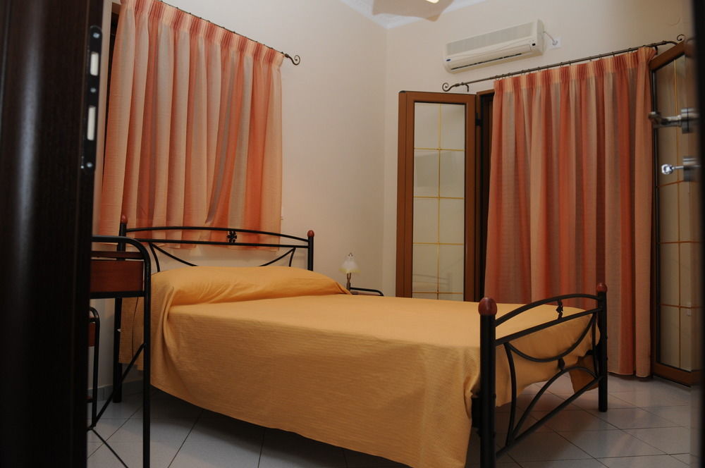 Sofia Apartment Гитио Екстериор снимка